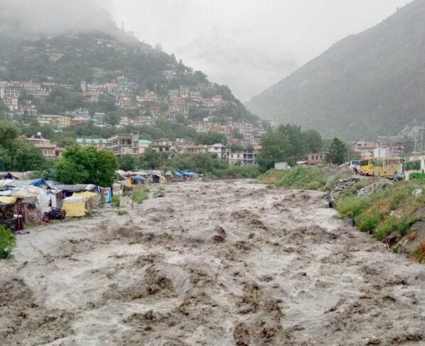 Flash floods again in Jammu and Kashmir..