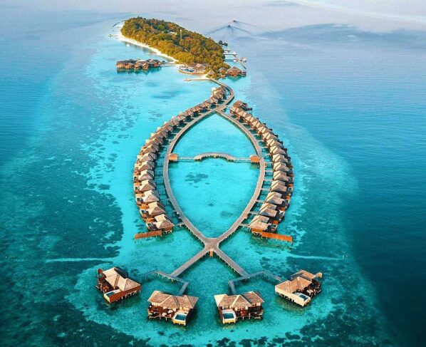 Maldives sinking into the sea..!