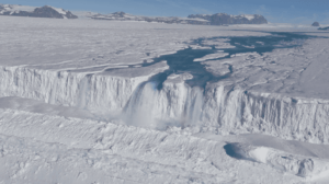 85 rivers under the ice of Antarctica.. Is a catastrophe inevitable..?