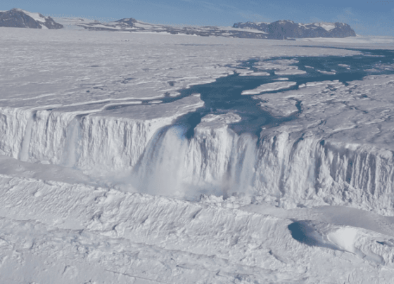 85 rivers under the ice of Antarctica.. Is a catastrophe inevitable..?