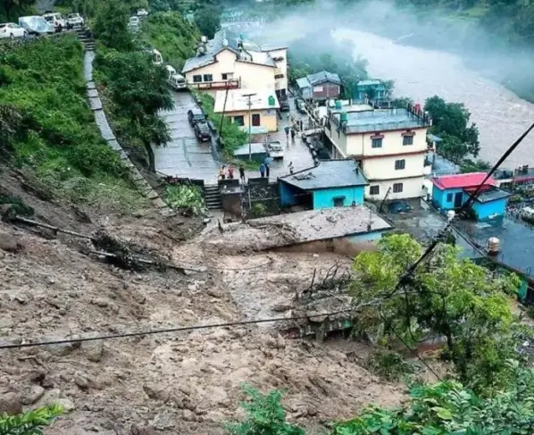 Cloudburst again in Uttarakhand..10 people missing in Chamoli district