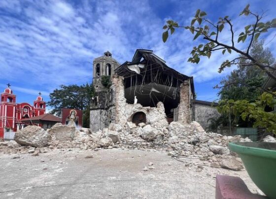 Massive earthquake hits Philippines, 70 dead