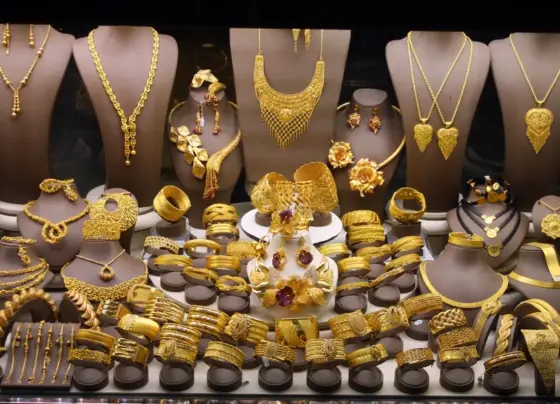 Good news for gold lovers.. Huge discount in December..!