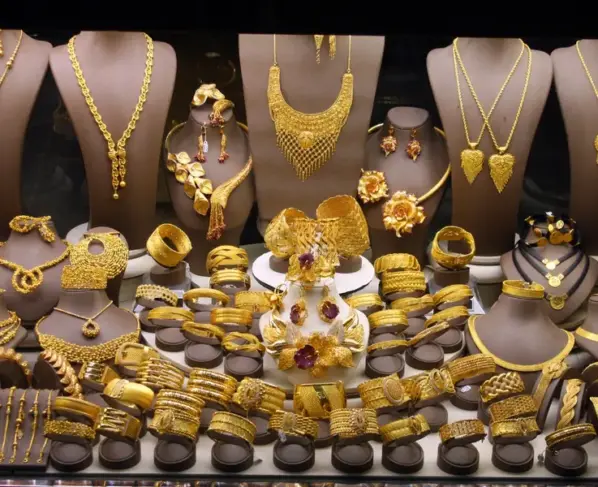 Good news for gold lovers.. Huge discount in December..!